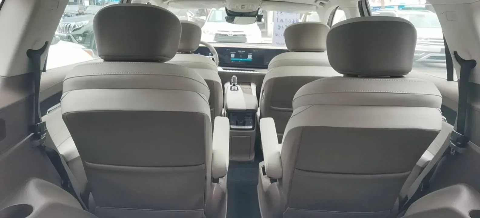 2023 Roewe RX9 2.0T 242HP L4 9AT,autocango,china used car exporter,china ev exporter,chinese used car exporter,chinese used ev exporter