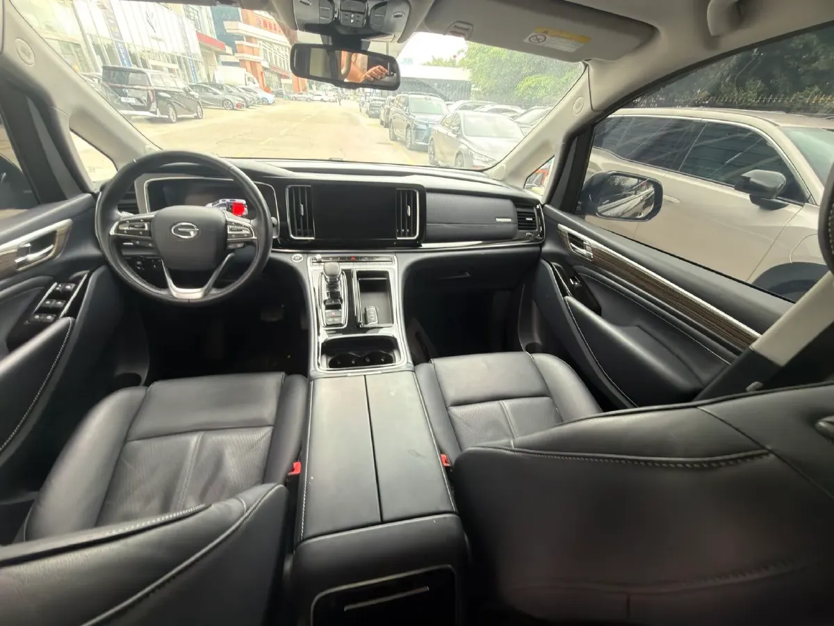 2021 GAC Trumpchi M8 2.0T 252HP L4 8AT,autocango,china used car exporter,china ev exporter,chinese used car exporter,chinese used ev exporter