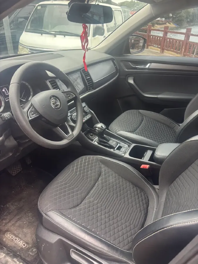 2018 Skoda Kodiak 2.0T 186HP L4 7DCT,autocango,china used car exporter,china ev exporter,chinese used car exporter,chinese used ev exporter