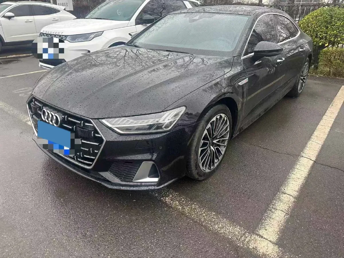 2024 Audi A7L 2.0T 245HP L4 7DCT,autocango,china used car exporter,china ev exporter,chinese used car exporter,chinese used ev exporter