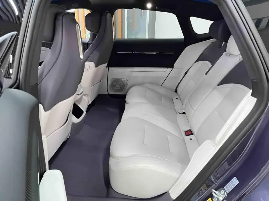 2025 Avatr 12 1.5T 156HP L4 REEV 39.05KWH,autocango,china used car exporter,china ev exporter,chinese used car exporter,chinese used ev exporter