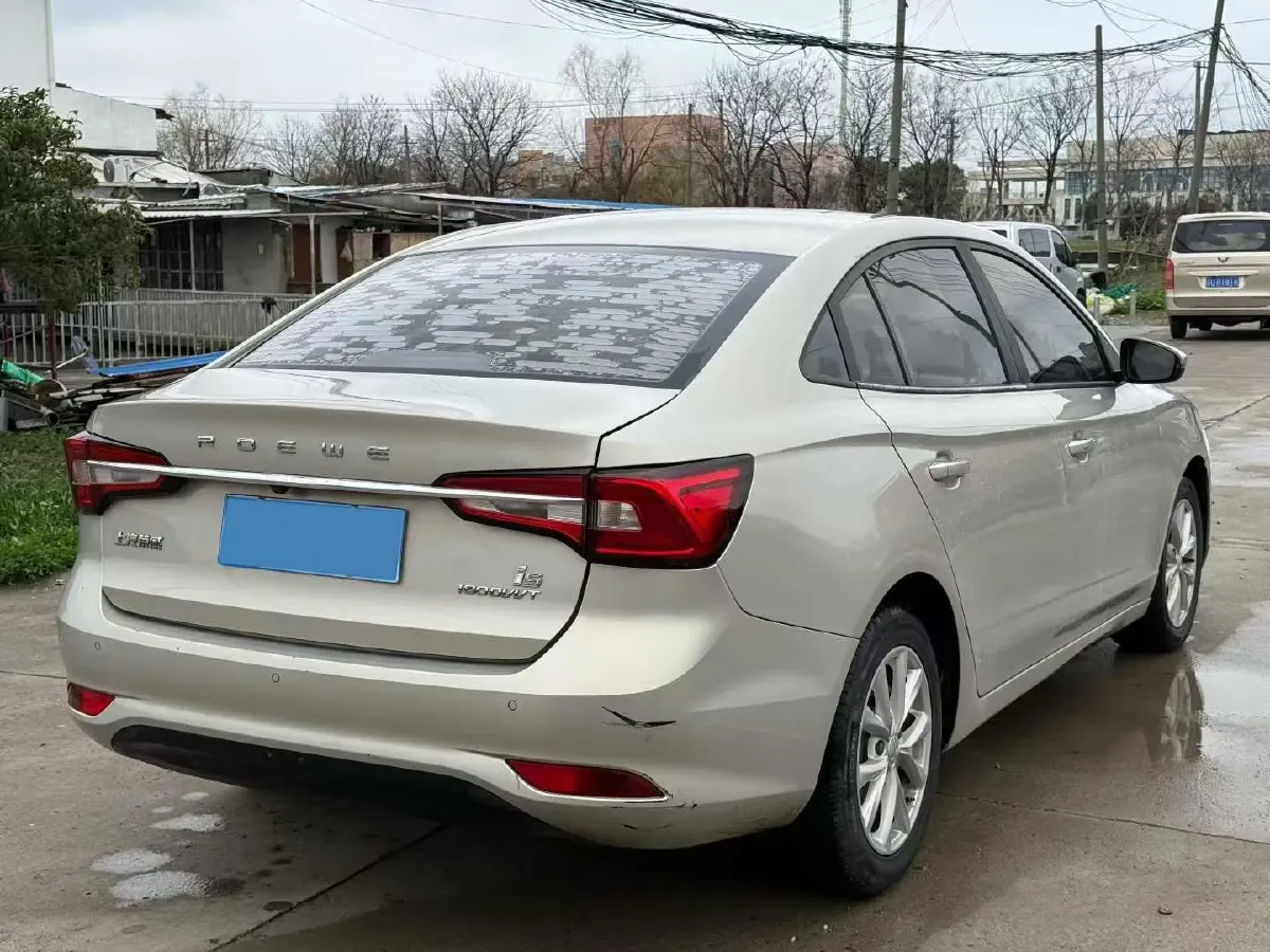 2020 Roewe i5 1.5L 120HP L4 CVT,autocango,china used car exporter,china ev exporter,chinese used car exporter,chinese used ev exporter