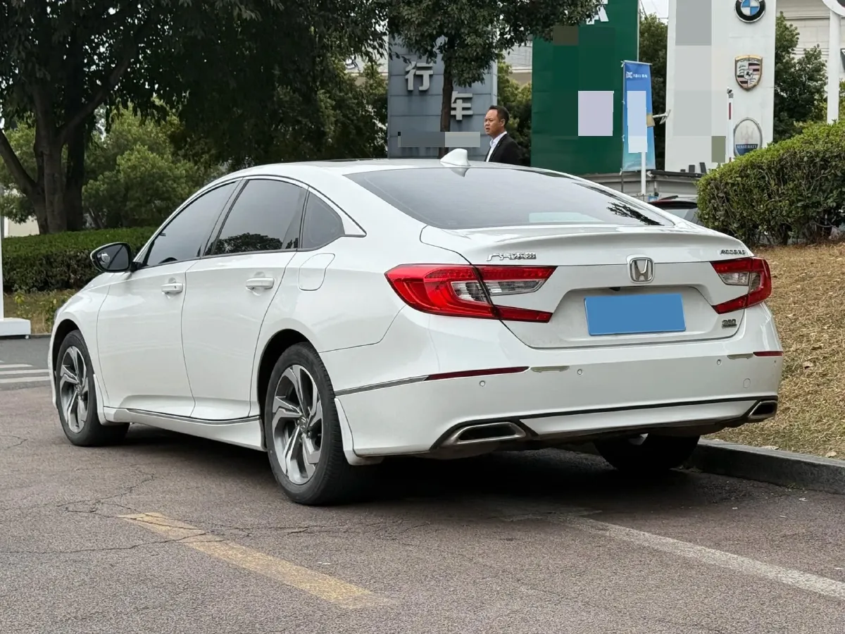 2018 Honda Accord 1.5T 194HP L4 CVT,autocango,china used car exporter,china ev exporter,chinese used car exporter,chinese used ev exporter