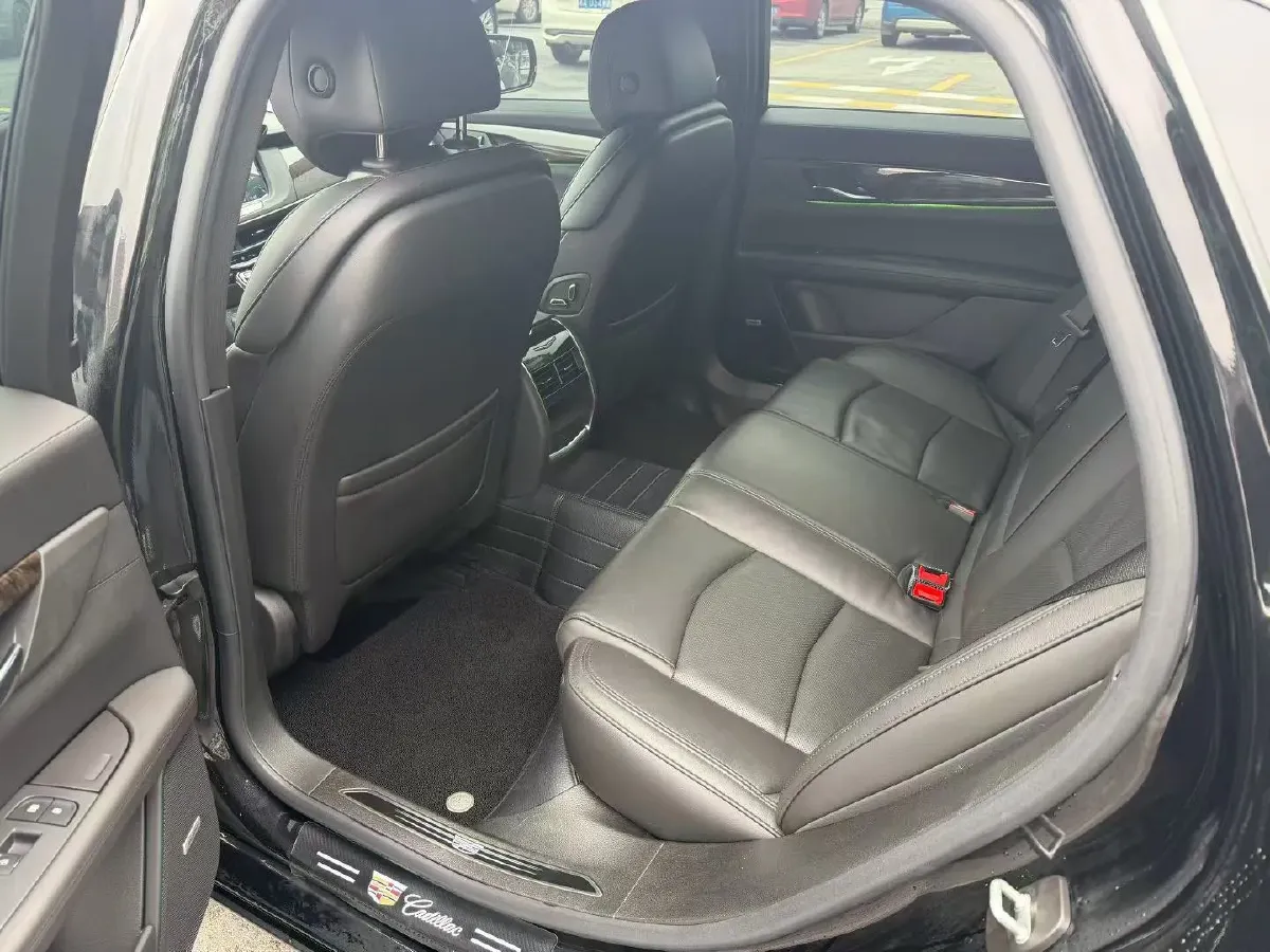 2022 Cadillac CT6 2.0T 237HP L4 10AT,autocango,china used car exporter,china ev exporter,chinese used car exporter,chinese used ev exporter