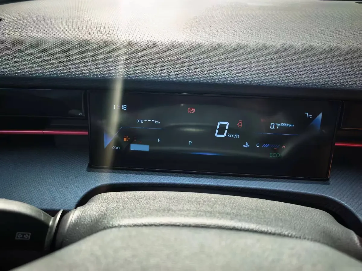 2024 Jetour DASHING 1.5T 156HP L4 6DCT,autocango,china used car exporter,china ev exporter,chinese used car exporter,chinese used ev exporter