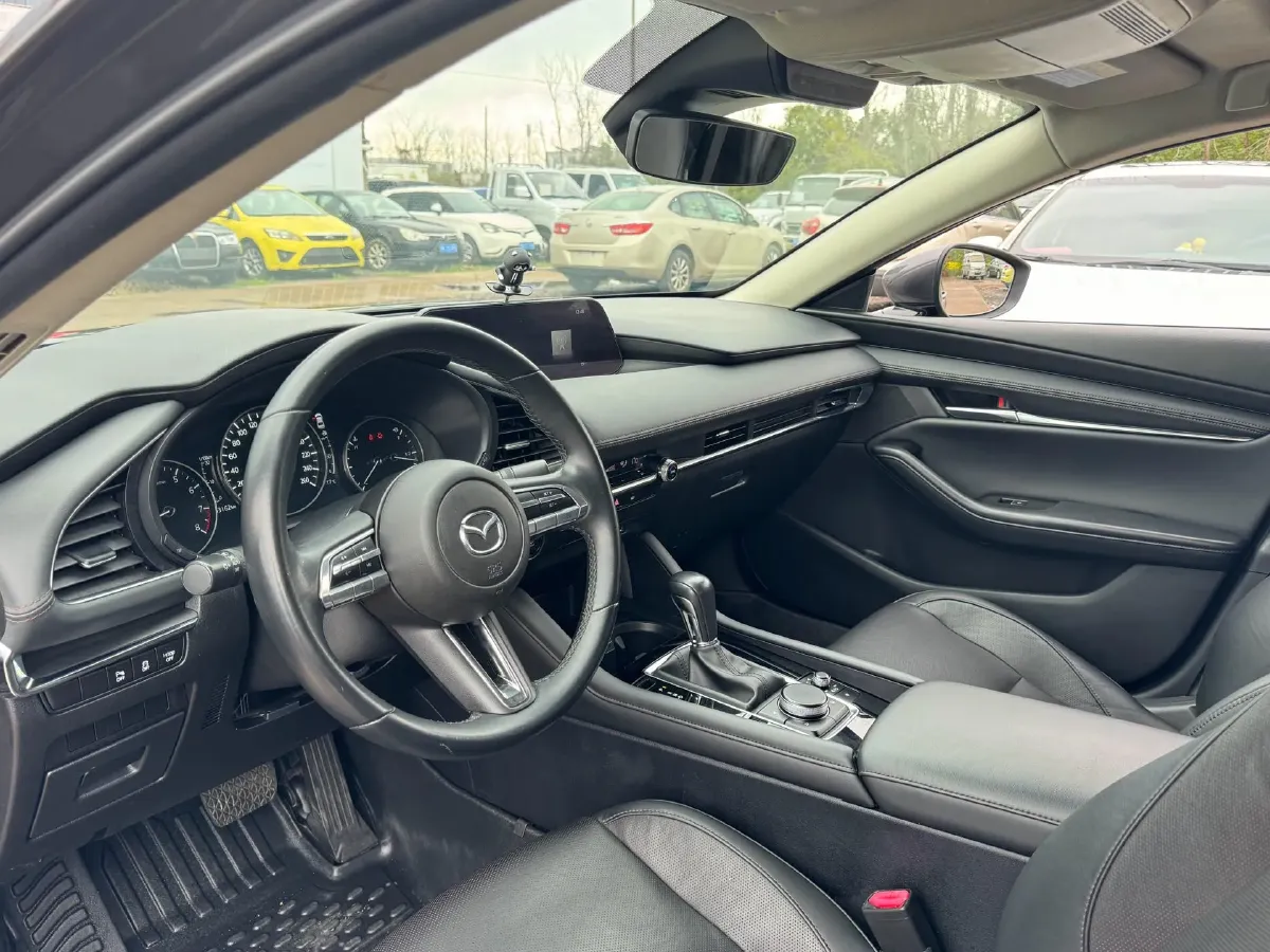 2021 Mazda 3 Axela 2.0L 158HP L4 6AT,autocango,china used car exporter,china ev exporter,chinese used car exporter,chinese used ev exporter