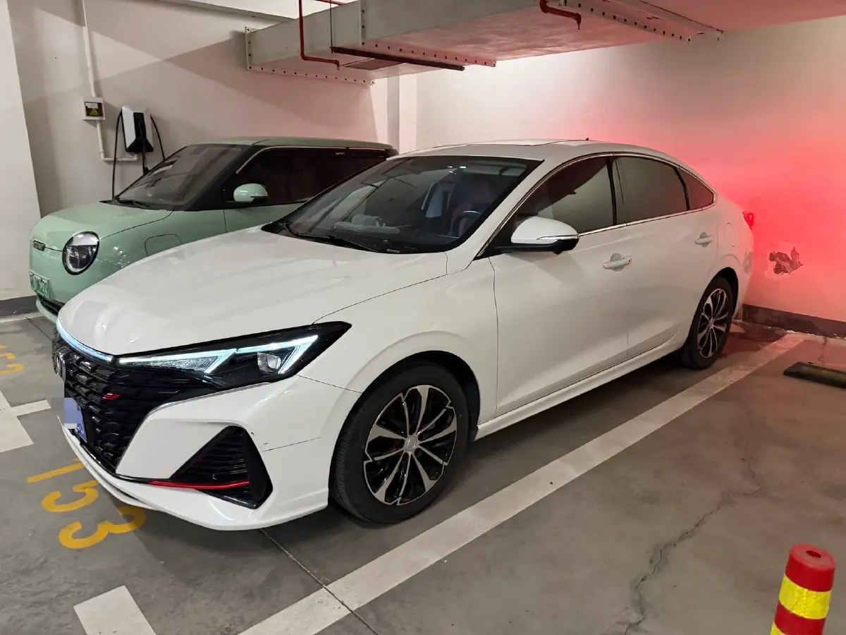 2022 ChangAn Eado 1.4T 160HP L4 7DCT,autocango,china used car exporter,china ev exporter,chinese used car exporter,chinese used ev exporter