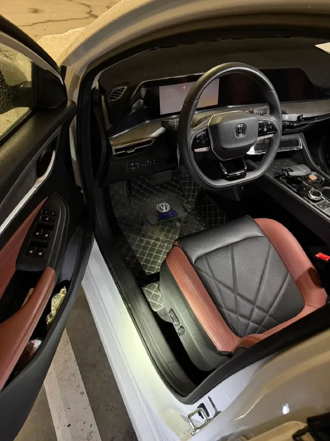 2022 ChangAn Eado 1.4T 160HP L4 7DCT,autocango,china used car exporter,china ev exporter,chinese used car exporter,chinese used ev exporter