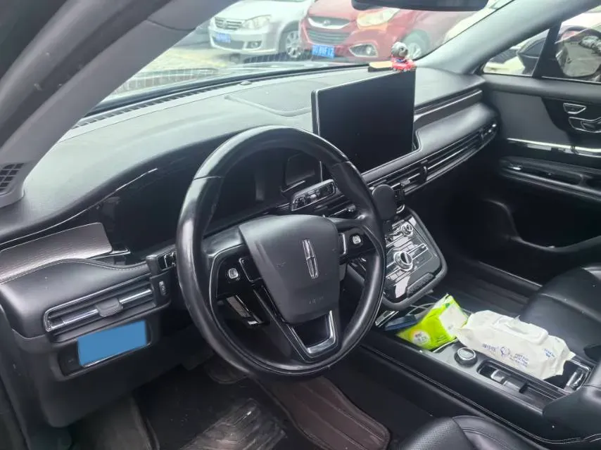 2021 Lincoln Corsair 2.0T 245HP L4 8AT,autocango,china used car exporter,china ev exporter,chinese used car exporter,chinese used ev exporter