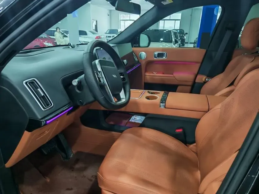 2024 Li L8 Range Extended 154HP REEV 42.8KWH,autocango,china used car exporter,china ev exporter,chinese used car exporter,chinese used ev exporter