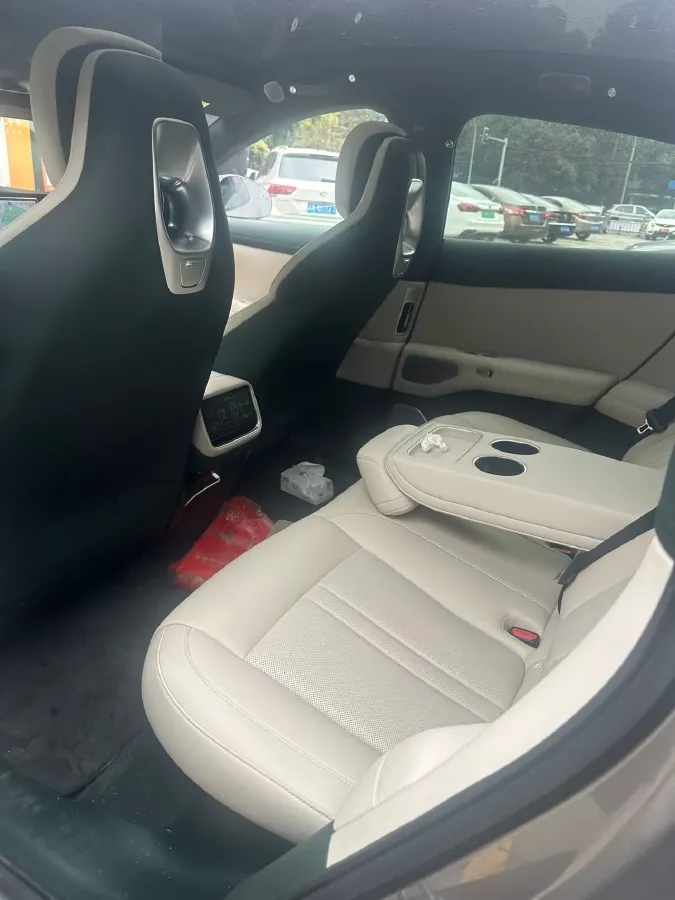 2025 MI YU7 BEV,autocango,china used car exporter,china ev exporter,chinese used car exporter,chinese used ev exporter