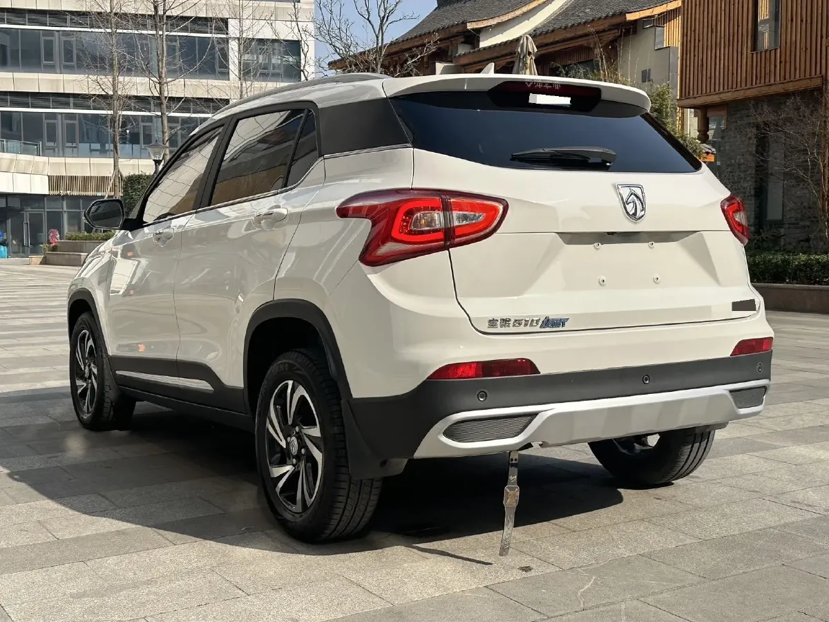 2017 HaiMa S5 Young Edition 1.6L 122HP L4 5MT,autocango,china used car exporter,china ev exporter,chinese used car exporter,chinese used ev exporter