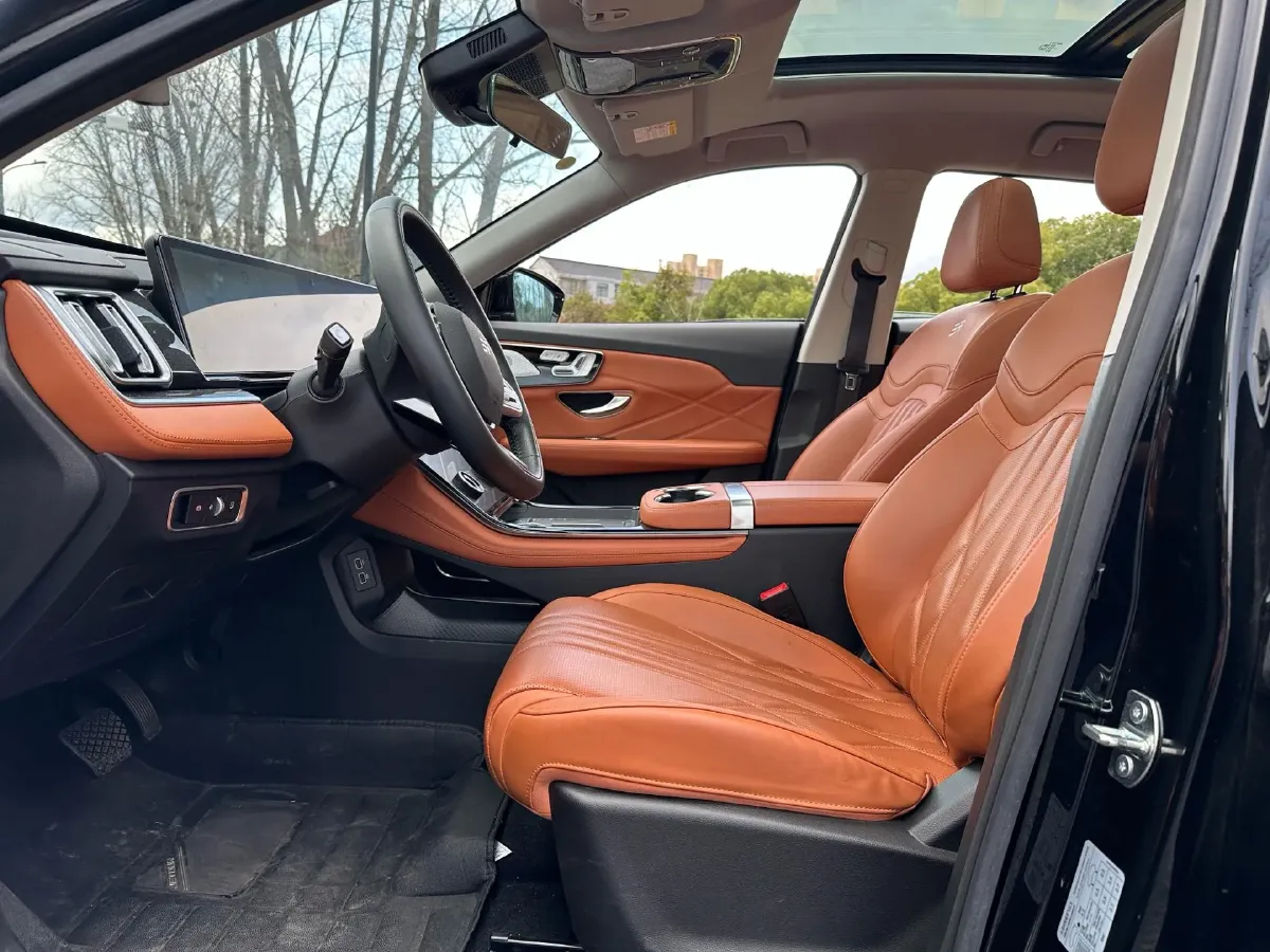 2024 Chery Tiggo8L 2.0T 254HP L4 8AT,autocango,china used car exporter,china ev exporter,chinese used car exporter,chinese used ev exporter