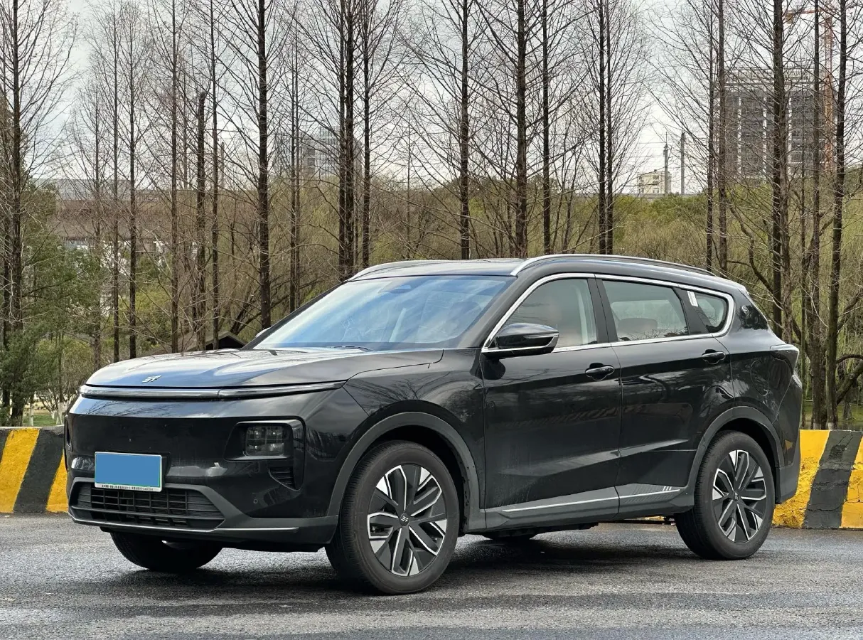 2024 Chery Tiggo8L 2.0T 254HP L4 8AT,autocango,china used car exporter,china ev exporter,chinese used car exporter,chinese used ev exporter