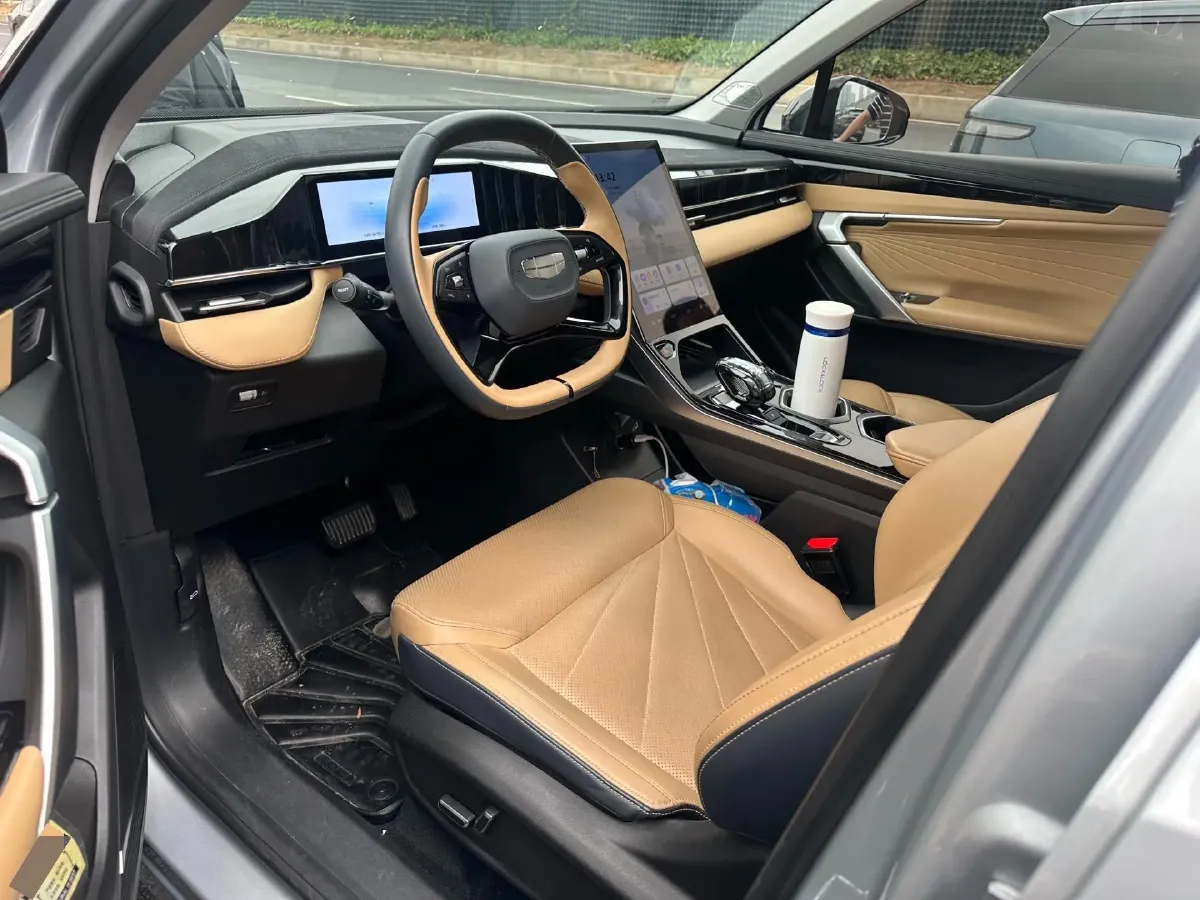 2020 MAXUS T70 2.0T 163HP L4 6AT,autocango,china used car exporter,china ev exporter,chinese used car exporter,chinese used ev exporter