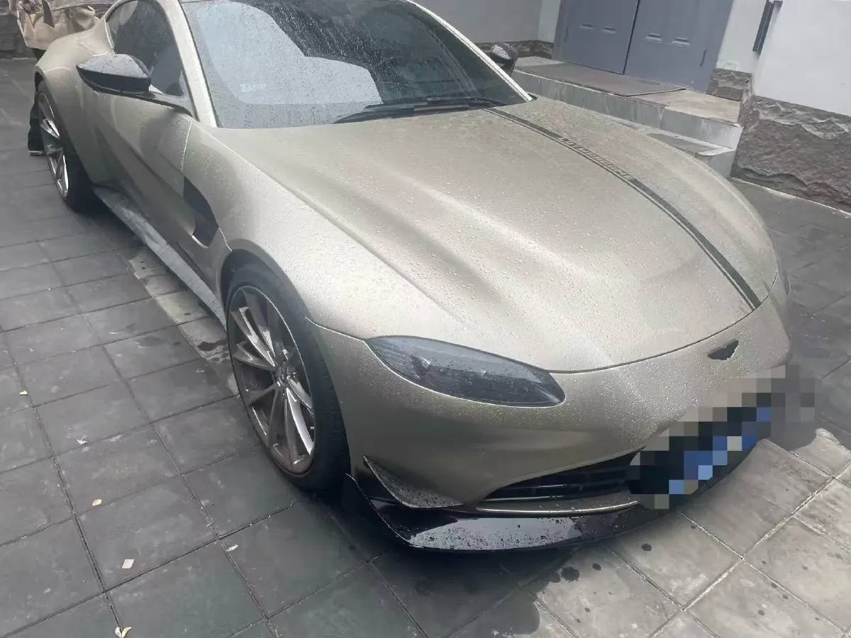 2023 Aston Martin V8 Vantage 4.0T 510HP V8 8AT,autocango,china used car exporter,china ev exporter,chinese used car exporter,chinese used ev exporter