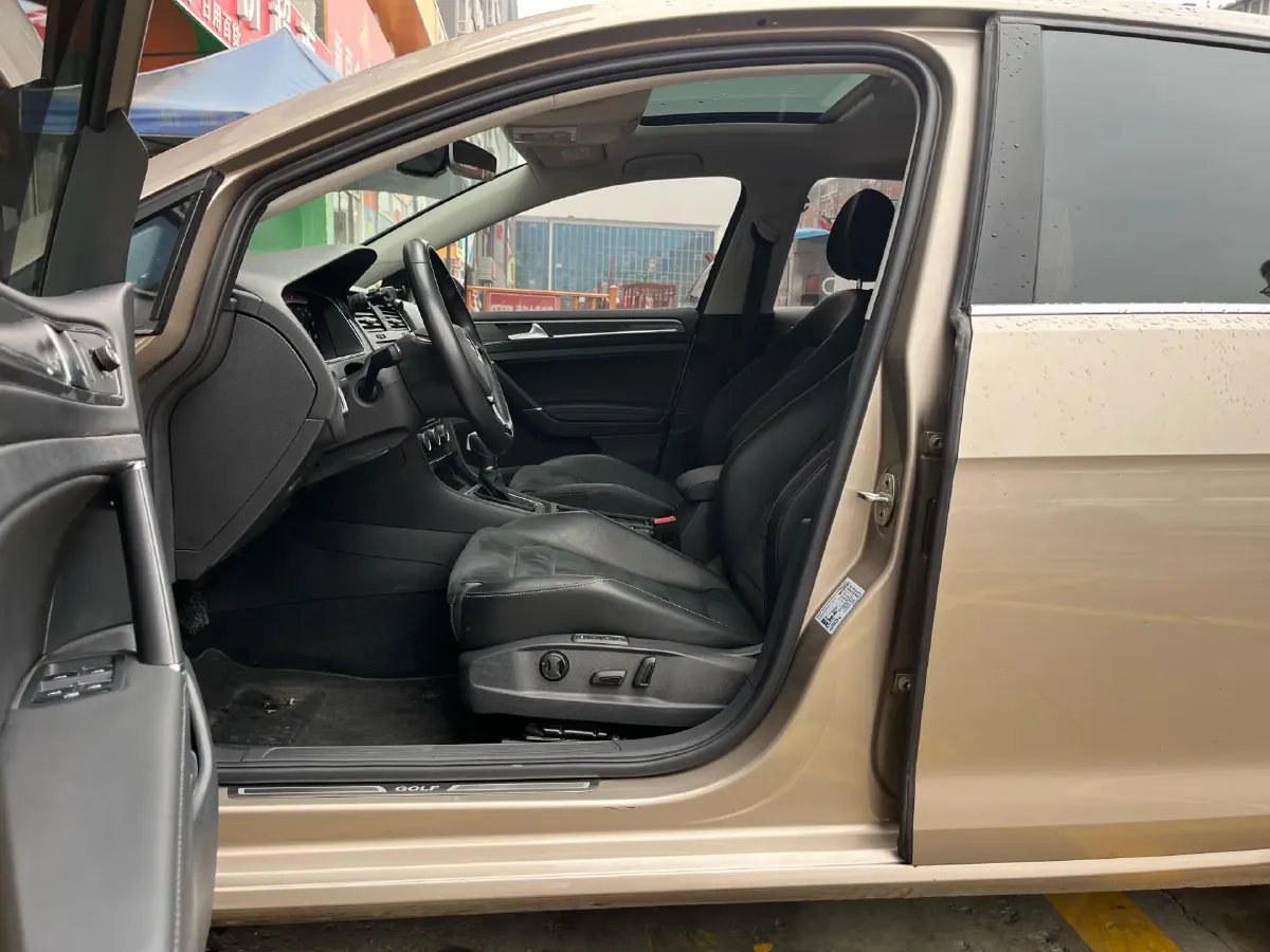 2020 Volkswagen Golf 1.4T 150HP L4 7DCT,autocango,china used car exporter,china ev exporter,chinese used car exporter,chinese used ev exporter