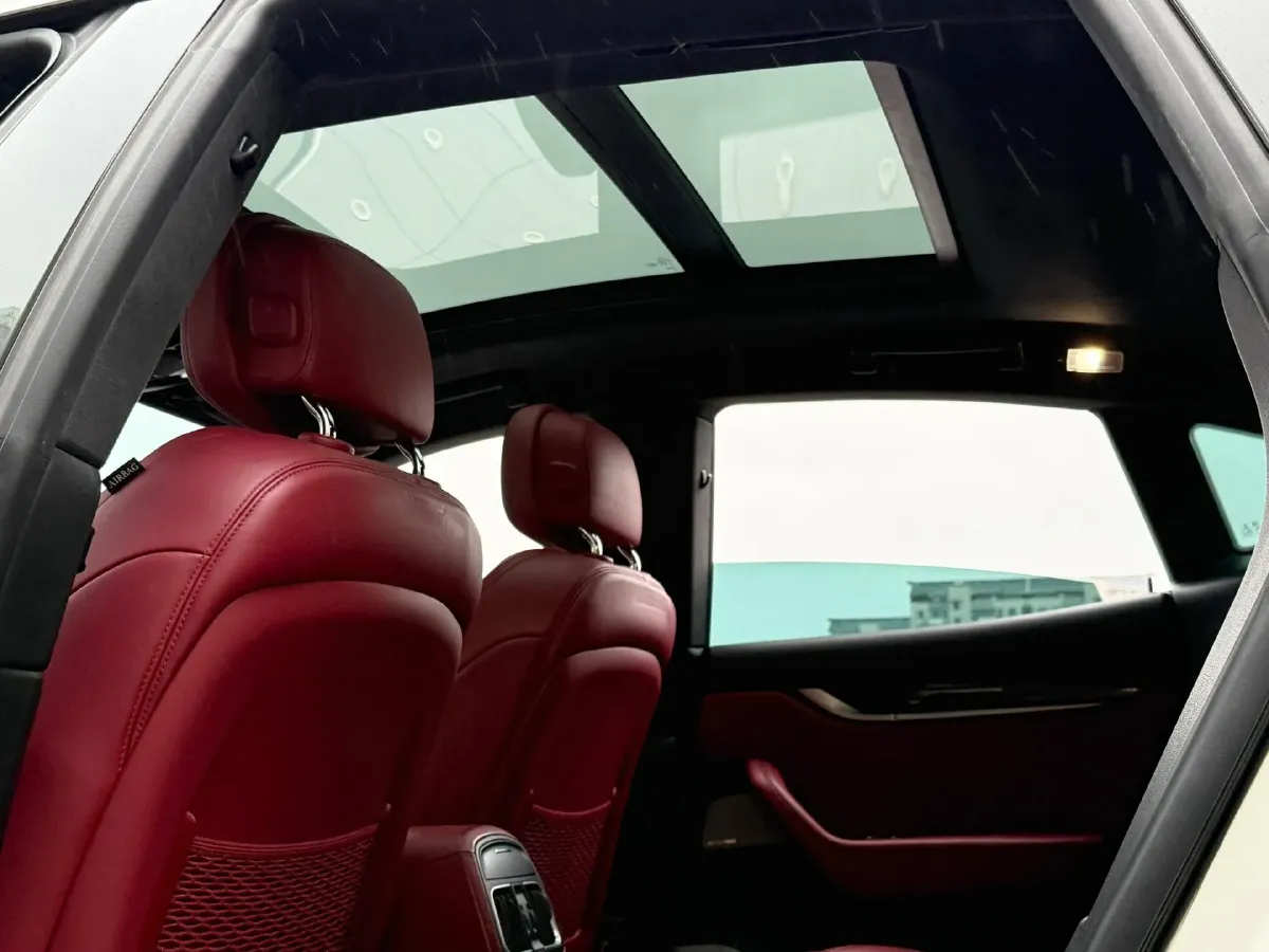 2018 Maserati Levante 3.0T 350HP V6 8AT,autocango,china used car exporter,china ev exporter,chinese used car exporter,chinese used ev exporter