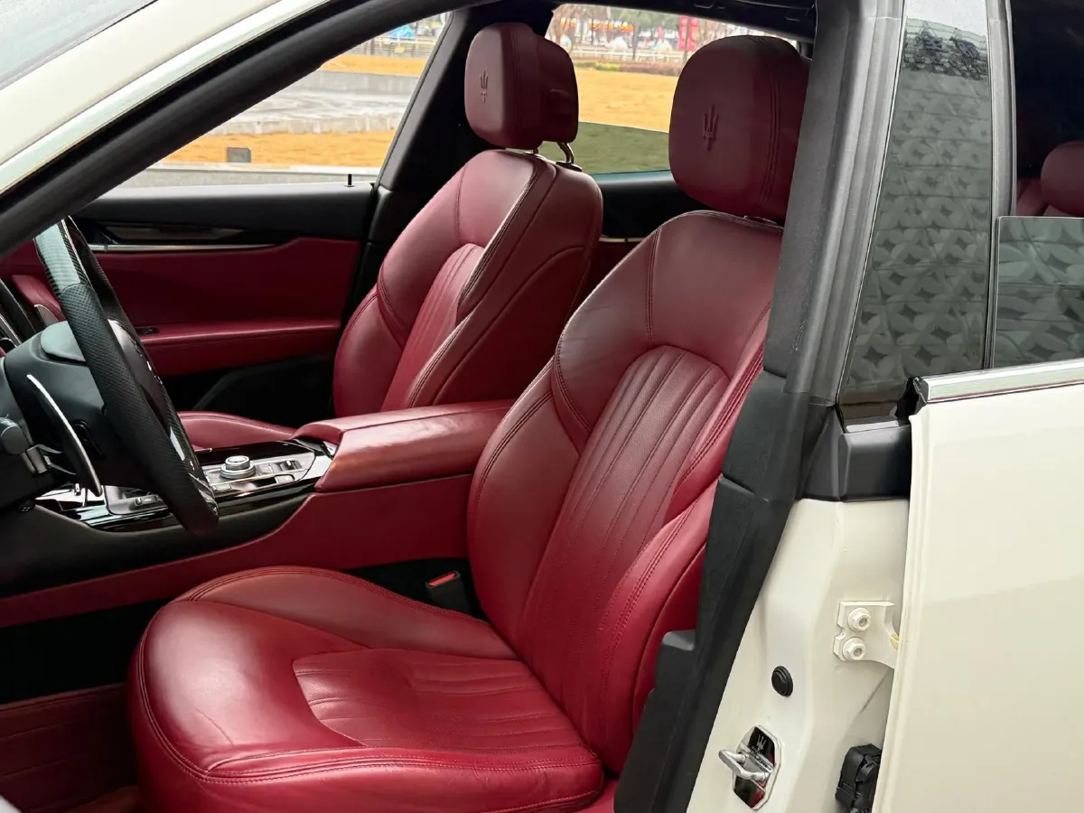 2018 Maserati Levante 3.0T 350HP V6 8AT,autocango,china used car exporter,china ev exporter,chinese used car exporter,chinese used ev exporter