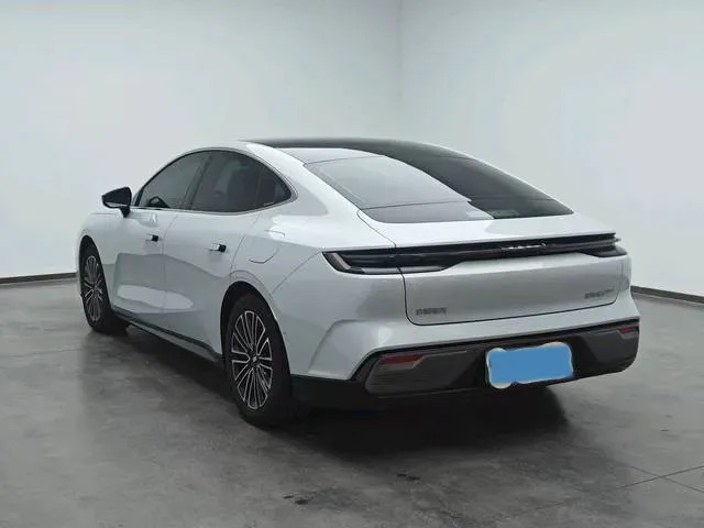 2025 Geely Galaxy Starshine 8 1.5L 112HP L4 1DHT PHEV,autocango,china used car exporter,china ev exporter,chinese used car exporter,chinese used ev exporter