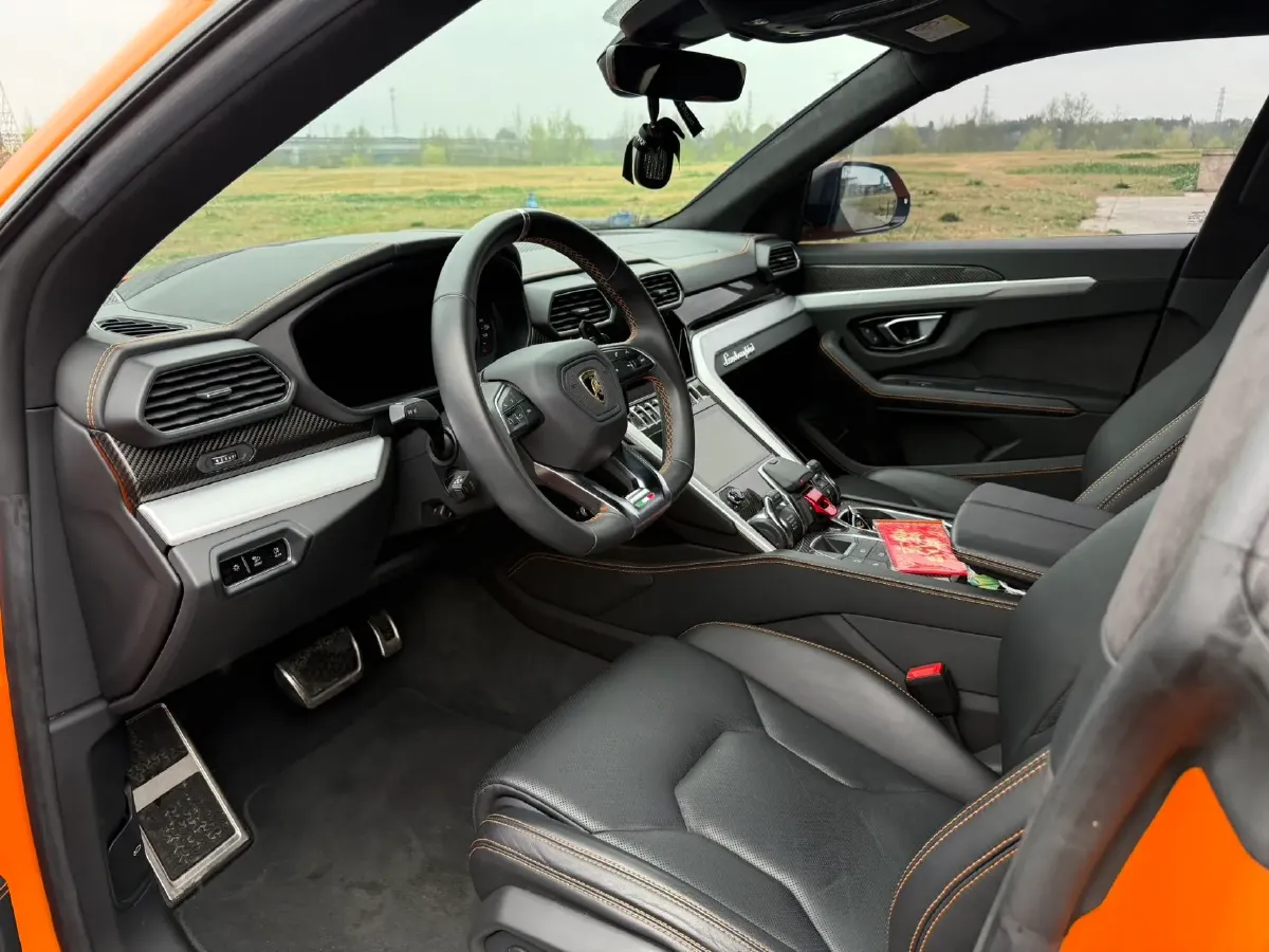 2021 Lamborghini Urus 4.0T 641HP V8 8AT,autocango,china used car exporter,china ev exporter,chinese used car exporter,chinese used ev exporter