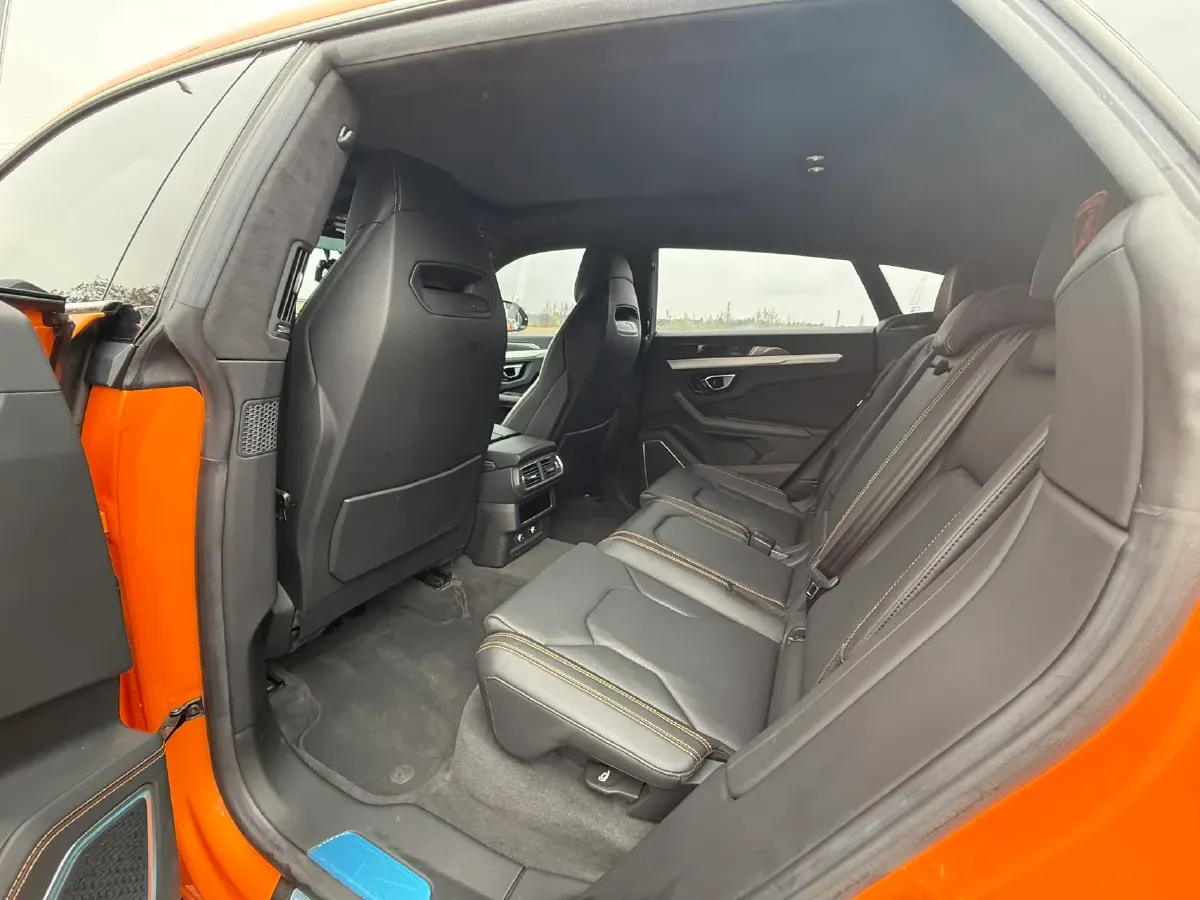 2021 Lamborghini Urus 4.0T 641HP V8 8AT,autocango,china used car exporter,china ev exporter,chinese used car exporter,chinese used ev exporter