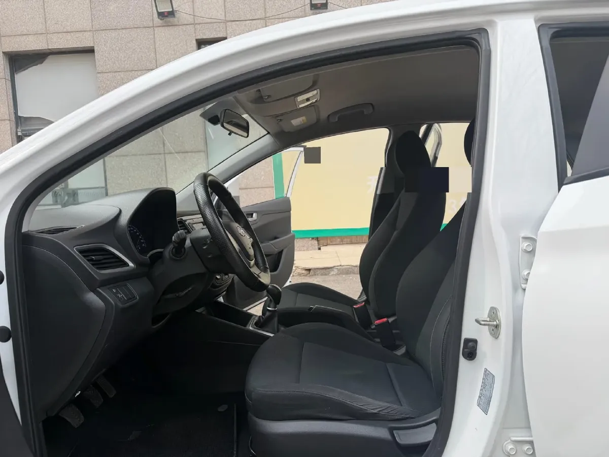 2016 Hyundai Verna 1.4L 100HP L4 6MT,autocango,china used car exporter,china ev exporter,chinese used car exporter,chinese used ev exporter