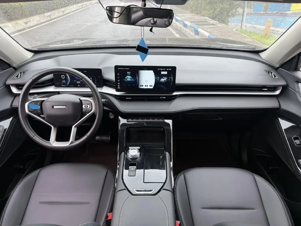 2022 Haval H6 1.5T 184HP L4 7DCT,autocango,china used car exporter,china ev exporter,chinese used car exporter,chinese used ev exporter