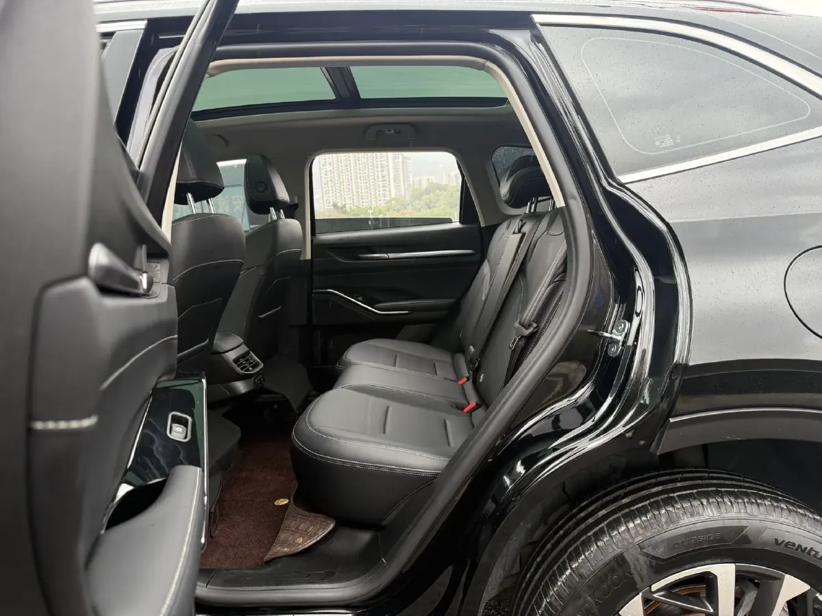 2022 Haval H6 1.5T 184HP L4 7DCT,autocango,china used car exporter,china ev exporter,chinese used car exporter,chinese used ev exporter