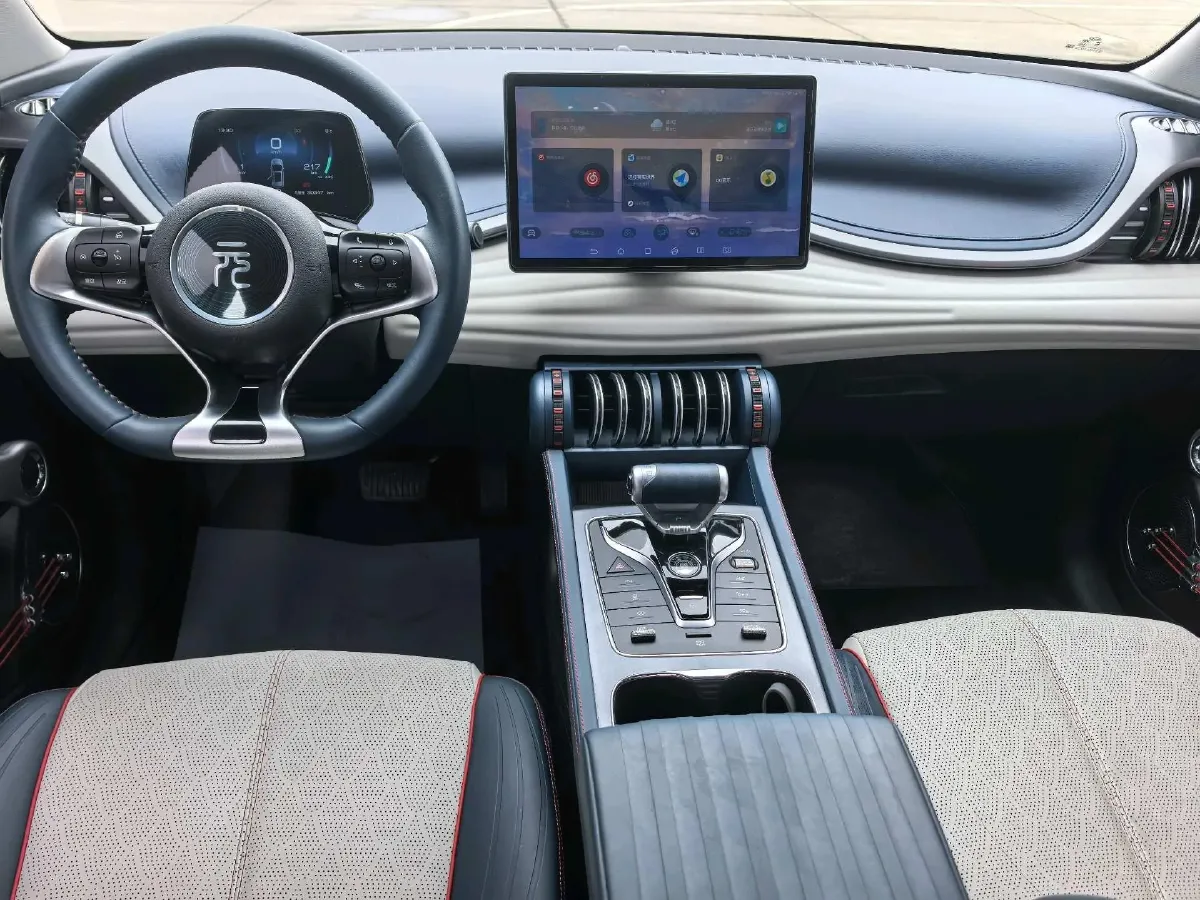 2022 Hycan Z03 BEV 64.23KWH,autocango,china used car exporter,china ev exporter,chinese used car exporter,chinese used ev exporter