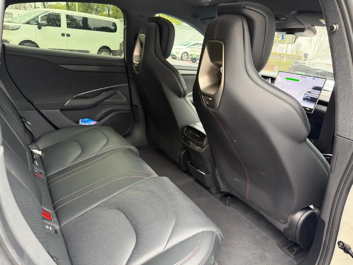 2024 MI SU7 BEV 73.6KWH,autocango,china used car exporter,china ev exporter,chinese used car exporter,chinese used ev exporter