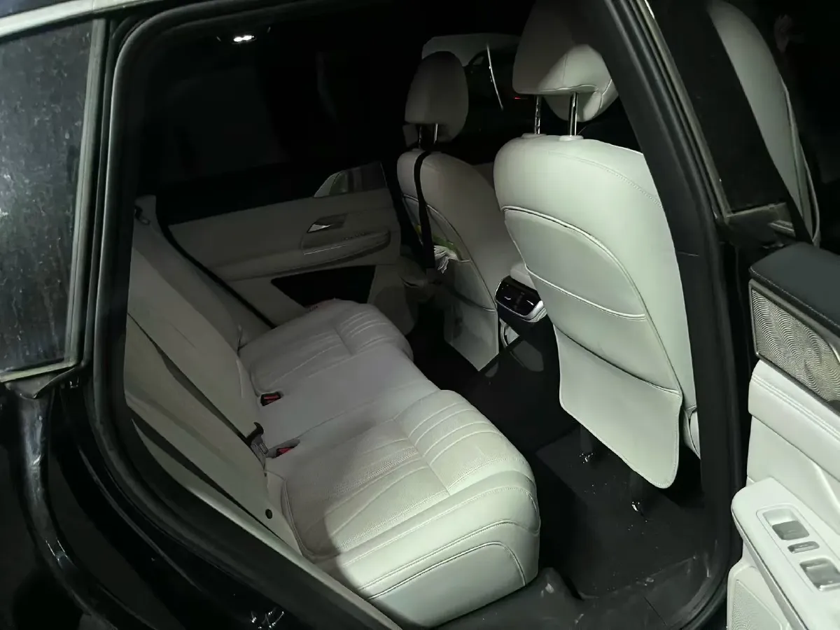 2024 Xpeng G9 BEV 78.2KWH,autocango,china used car exporter,china ev exporter,chinese used car exporter,chinese used ev exporter