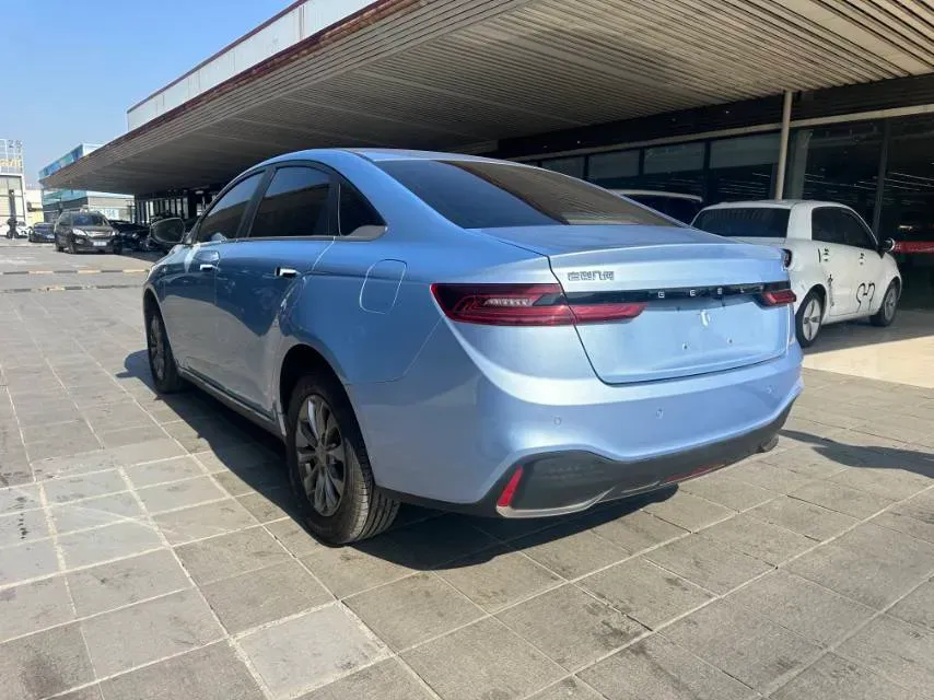2022 Geely Emgrand L HiP 1.5T 181HP L4 3DHT PHEV 15.5KWH,autocango,china used car exporter,china ev exporter,chinese used car exporter,chinese used ev exporter