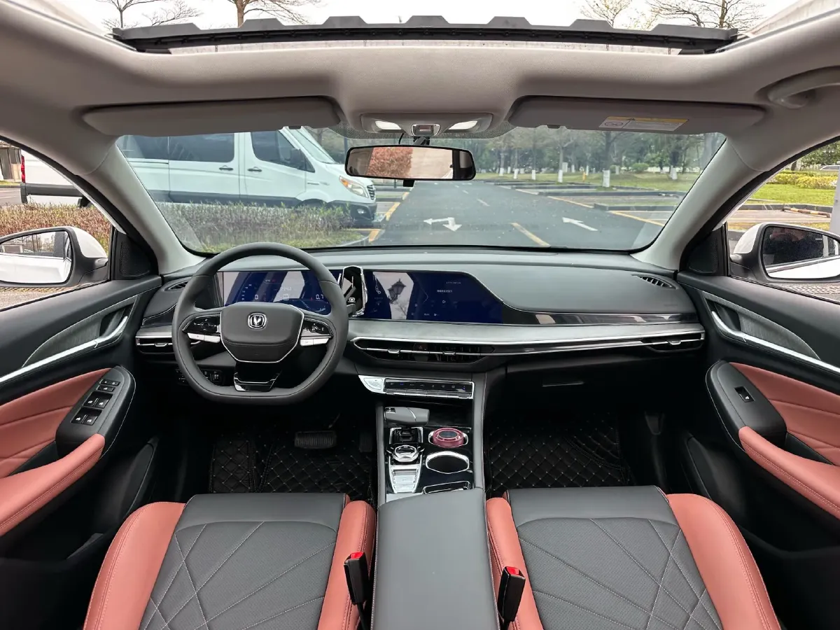 2022 ChangAn Eado 1.4T 160HP L4 7DCT,autocango,china used car exporter,china ev exporter,chinese used car exporter,chinese used ev exporter