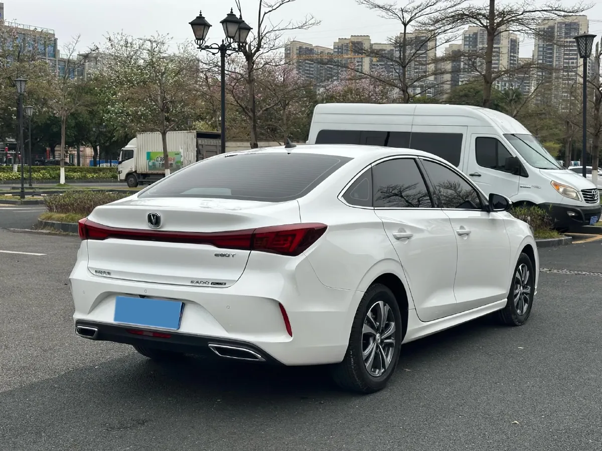 2022 ChangAn Eado 1.4T 160HP L4 7DCT,autocango,china used car exporter,china ev exporter,chinese used car exporter,chinese used ev exporter