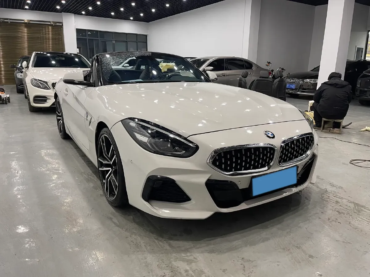 2019 BMW Z4 2.0T 197HP L4 8AT,autocango,china used car exporter,china ev exporter,chinese used car exporter,chinese used ev exporter