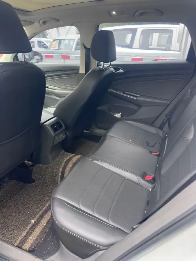 2020 Jetta VS7 1.4T 150HP L4 6AT,autocango,china used car exporter,china ev exporter,chinese used car exporter,chinese used ev exporter