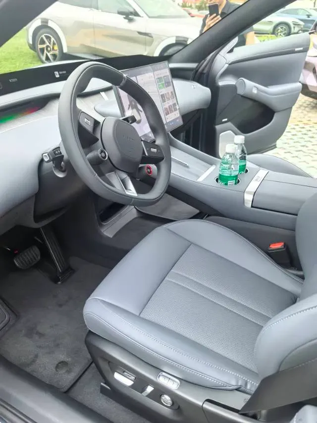 2025 MI YU7 BEV 96.3KWH,autocango,china used car exporter,china ev exporter,chinese used car exporter,chinese used ev exporter