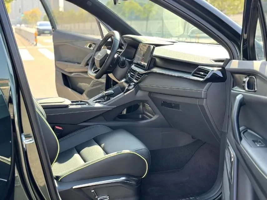 2023 LYNK&CO 03 1.5T 181HP L4 7DCT,autocango,china used car exporter,china ev exporter,chinese used car exporter,chinese used ev exporter