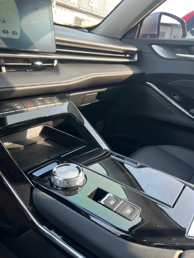 2021 Haval H6 2.0T 211HP L4 7DCT,autocango,china used car exporter,china ev exporter,chinese used car exporter,chinese used ev exporter