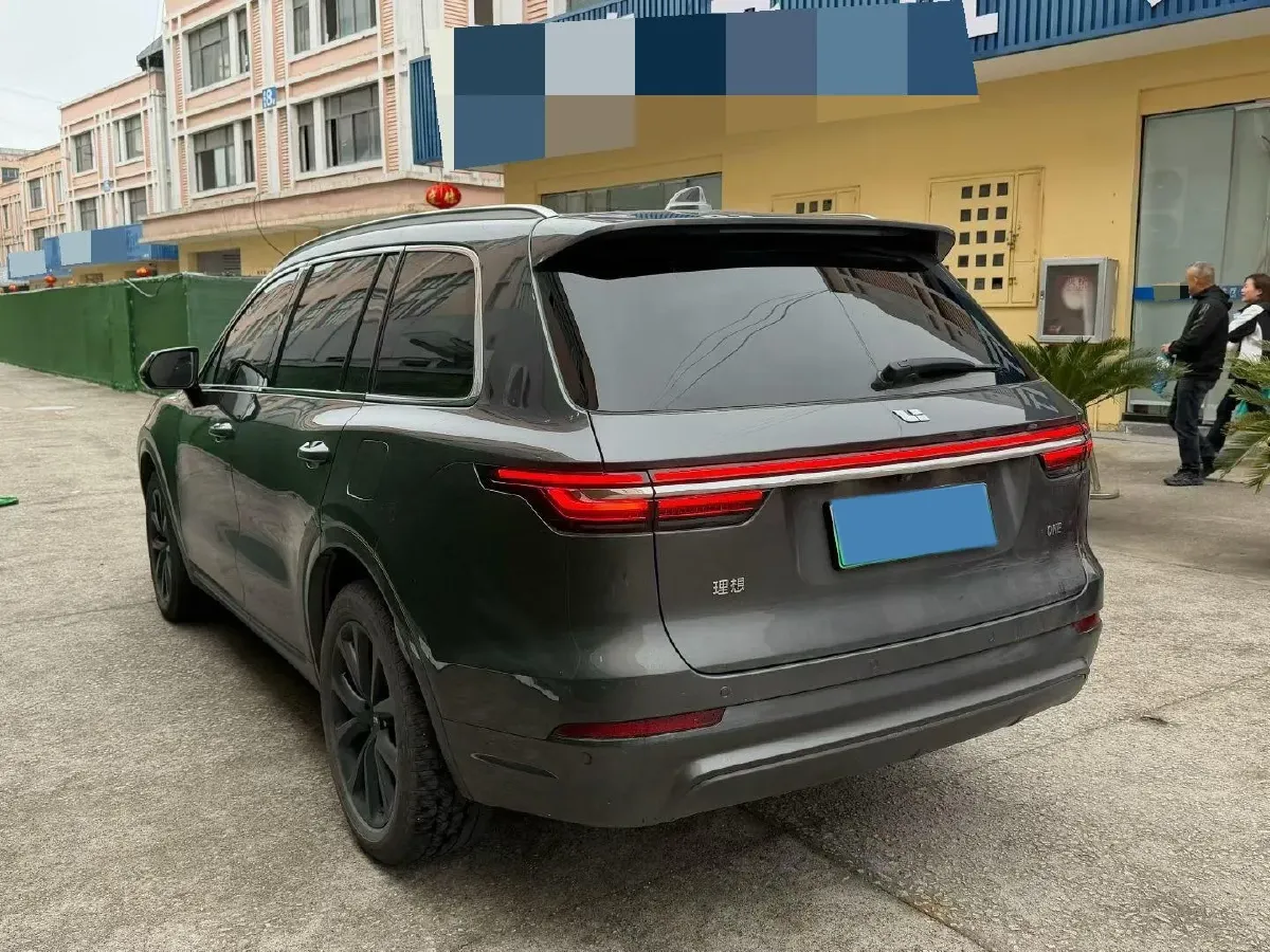 2020 Li ONE Range Extended 131HP REEV 40.5KWH,autocango,china used car exporter,china ev exporter,chinese used car exporter,chinese used ev exporter