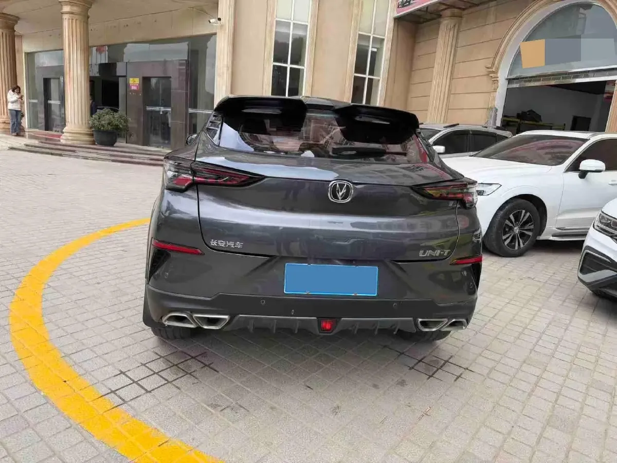 2020 ChangAn UNI-T 1.5T 180HP L4 7DCT,autocango,china used car exporter,china ev exporter,chinese used car exporter,chinese used ev exporter