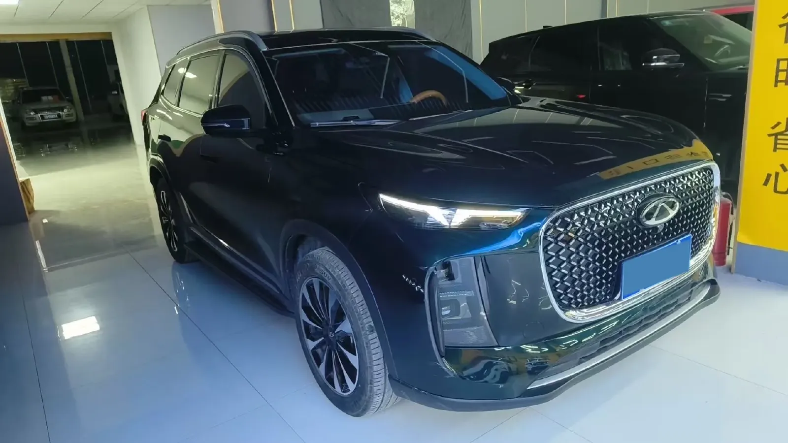 2025 Chery Tiggo 8 Plus 1.6T 197HP L4 7DCT,autocango,china used car exporter,china ev exporter,chinese used car exporter,chinese used ev exporter