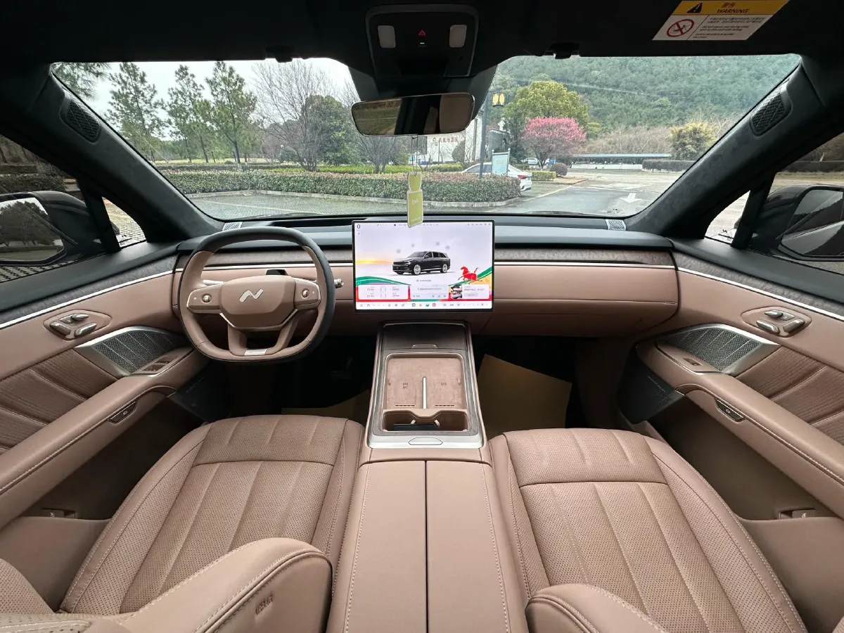 2025 ONVO L90 BEV,autocango,china used car exporter,china ev exporter,chinese used car exporter,chinese used ev exporter