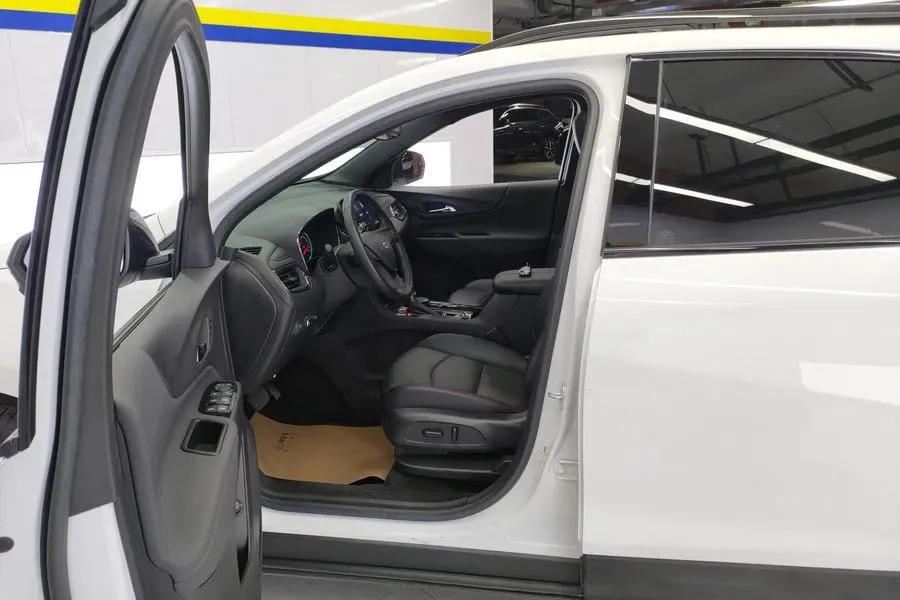 2022 Chevrolet Equinox 2.0T 237HP L4 9AT,autocango,china used car exporter,china ev exporter,chinese used car exporter,chinese used ev exporter