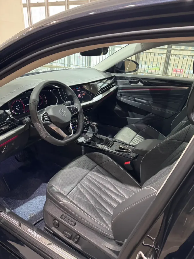 2023 Volkswagen Passat 2.0T 186HP L4 7DCT,autocango,china used car exporter,china ev exporter,chinese used car exporter,chinese used ev exporter