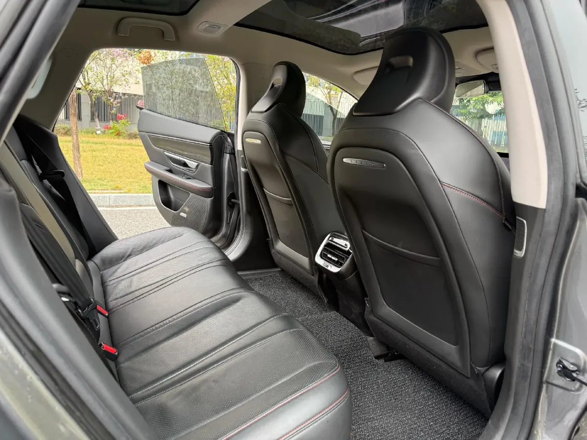 2020 Xpeng P7 BEV 70.8KWH,autocango,china used car exporter,china ev exporter,chinese used car exporter,chinese used ev exporter