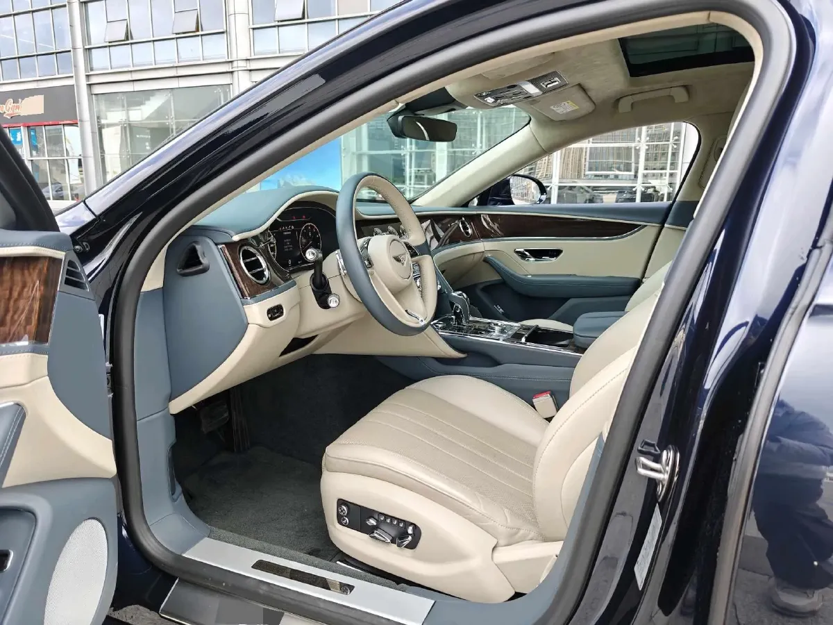 2020 Bentley Flying Spur 6.0T 635HP W12 8DCT,autocango,china used car exporter,china ev exporter,chinese used car exporter,chinese used ev exporter