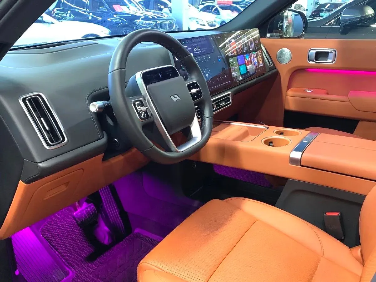 2023 Li L8 Range Extended 154HP REEV 40.9KWH,autocango,china used car exporter,china ev exporter,chinese used car exporter,chinese used ev exporter