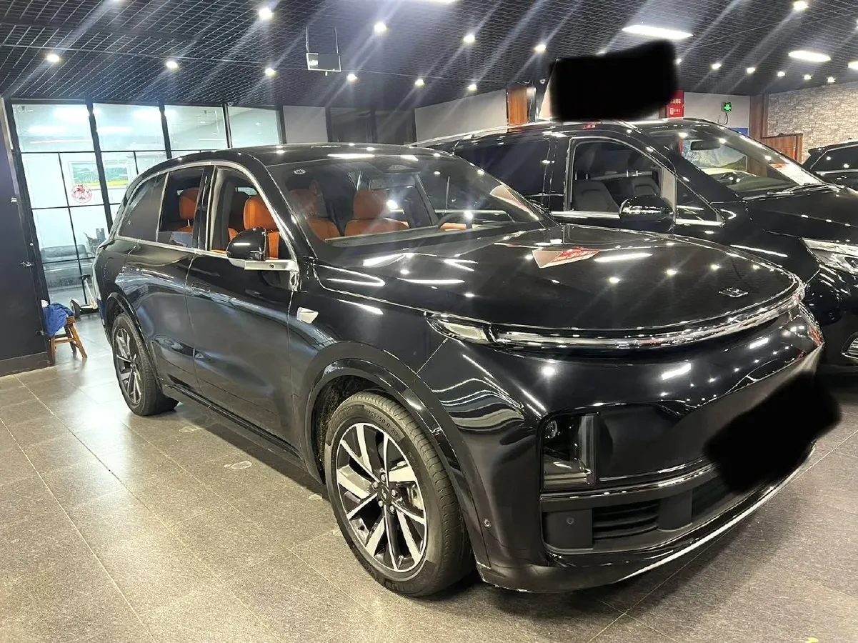 2023 Li L8 Range Extended 154HP REEV 40.9KWH,autocango,china used car exporter,china ev exporter,chinese used car exporter,chinese used ev exporter